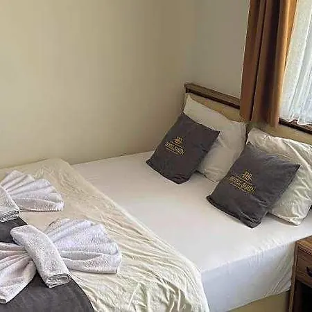 Sahin Hotel 3*