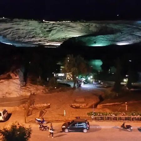 Sahin Hotel