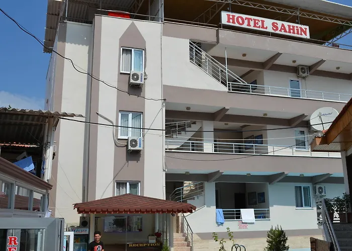 Hotel Sahin 3*